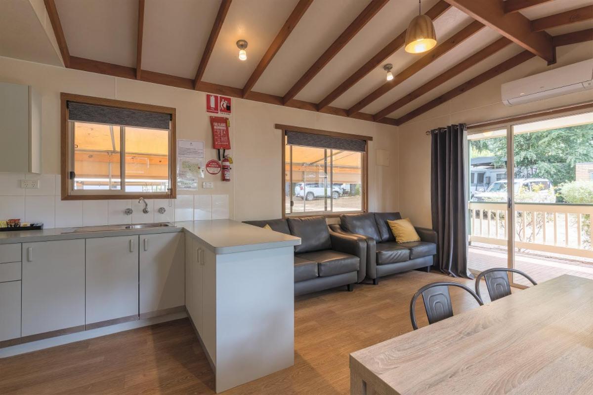 Daylesford Holiday Park Екстериор снимка
