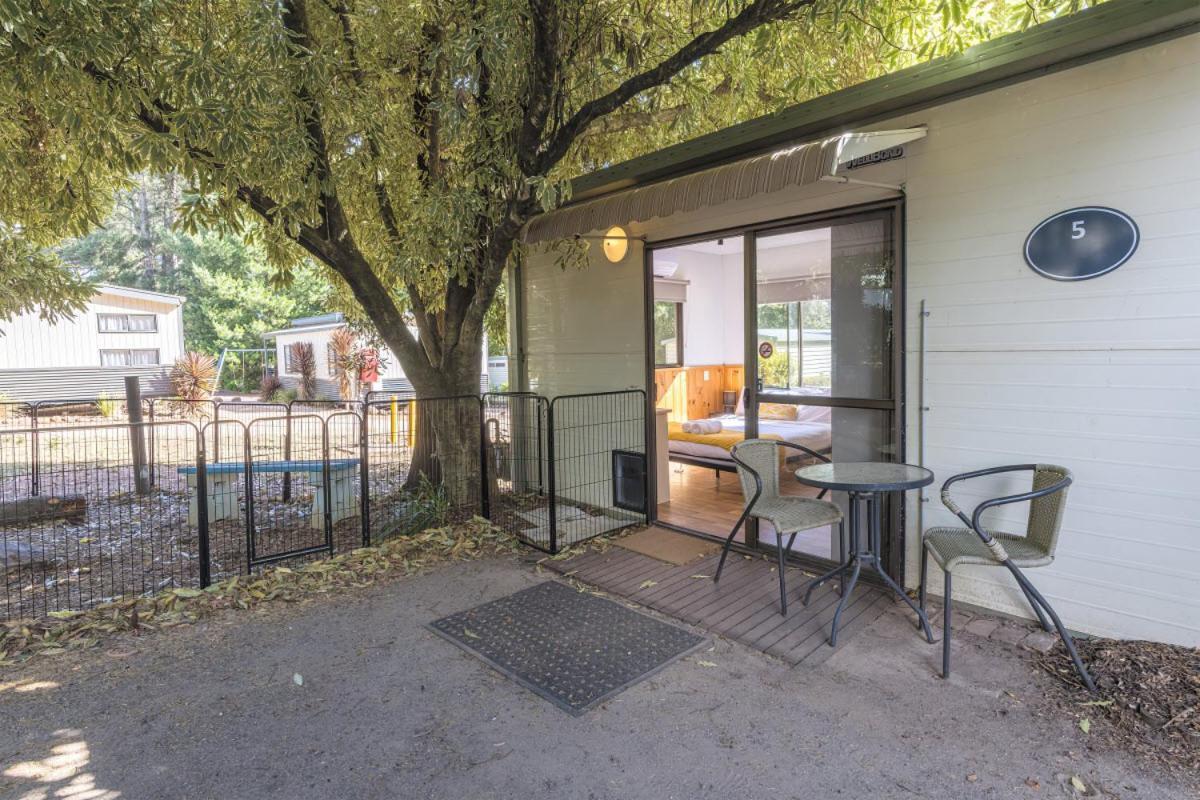 Daylesford Holiday Park Екстериор снимка