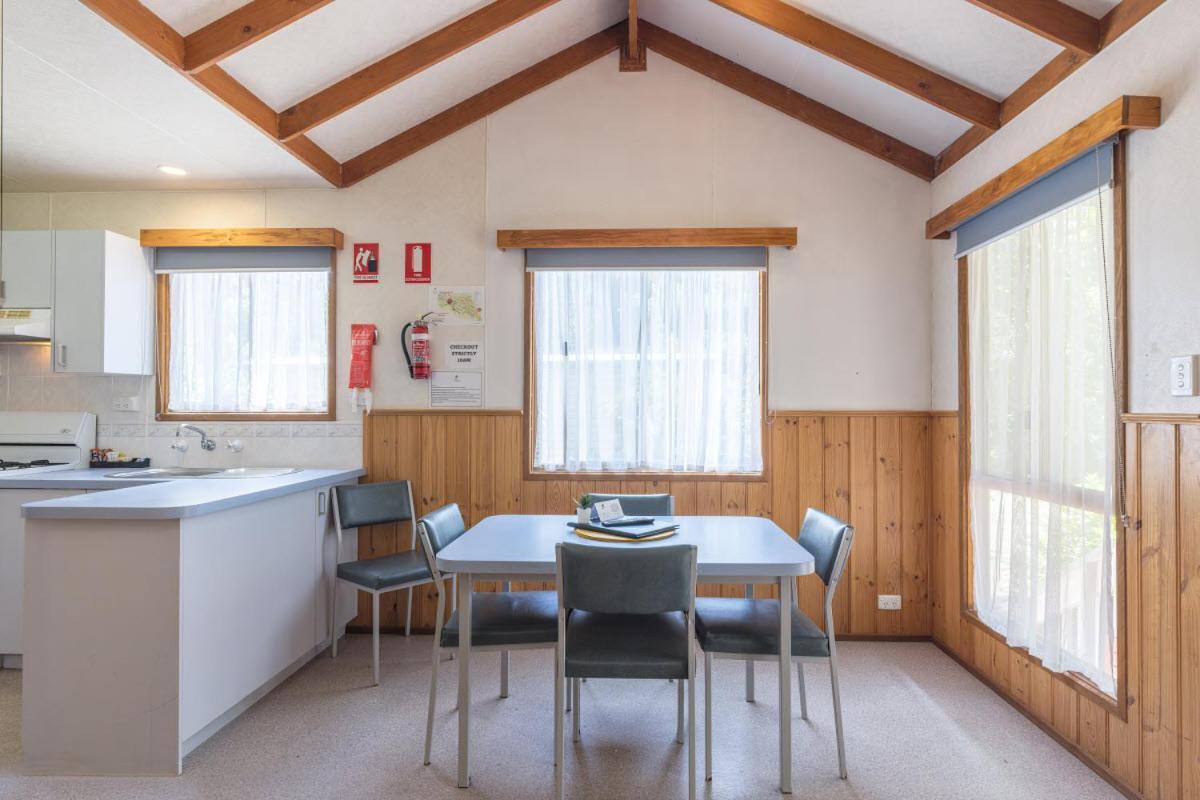 Daylesford Holiday Park Екстериор снимка